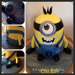 Minion Cake